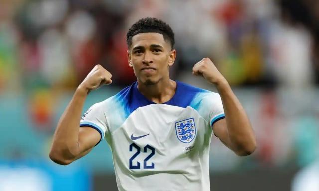 1670191094787071349.jpg 3969.jpg